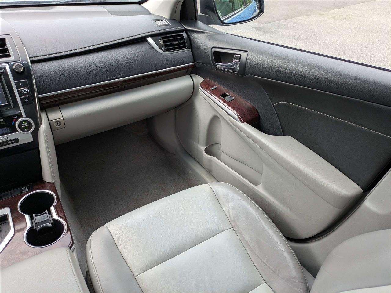Toyota Camry XLE 2014