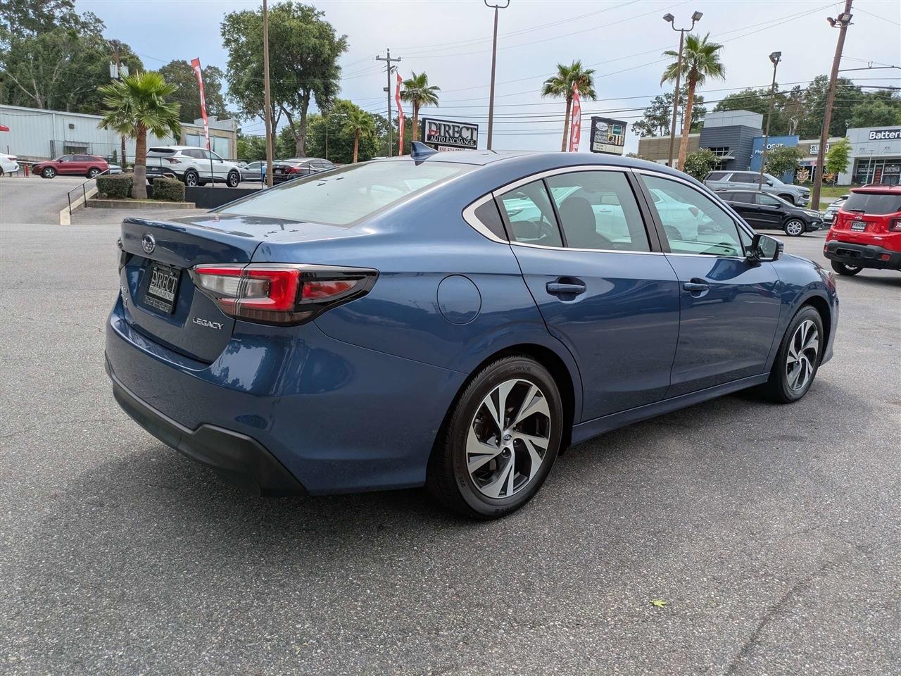 Subaru Legacy Premium 2022