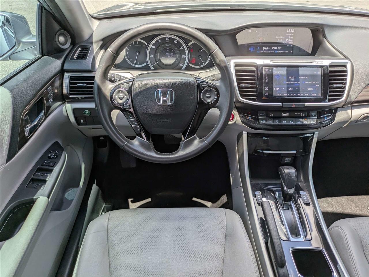 Honda Accord EX-L Sedan V6 6-Spd AT 2017