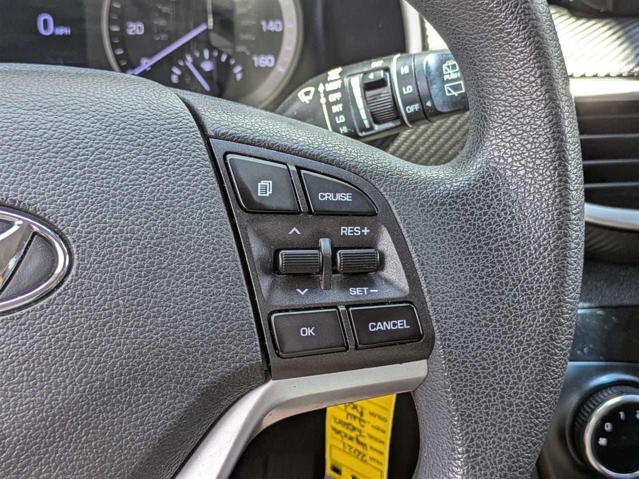 Hyundai Tucson SE 2021