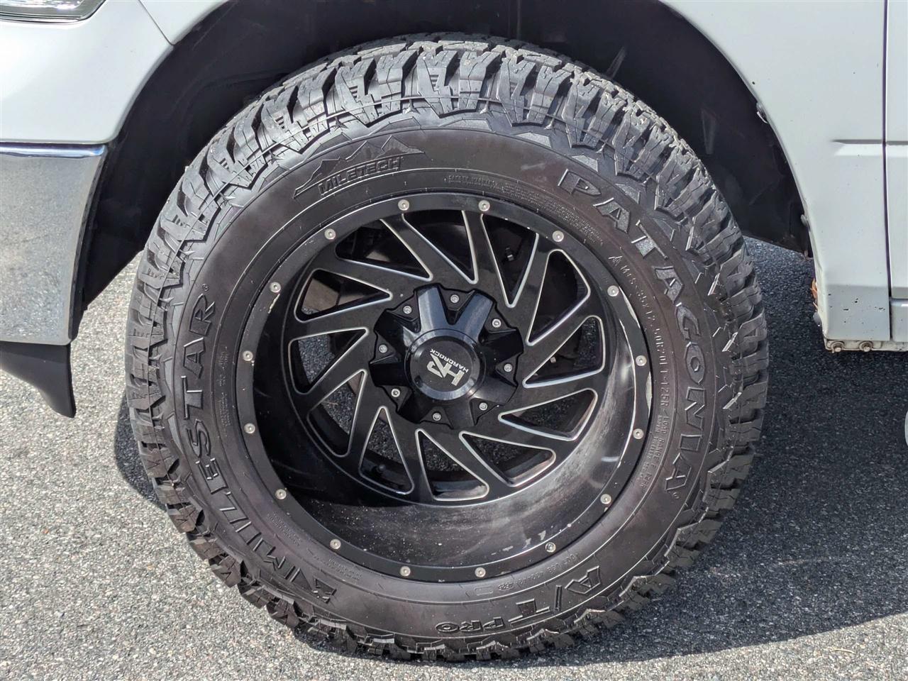 RAM 1500 SLT Crew Cab SWB 2WD 2017