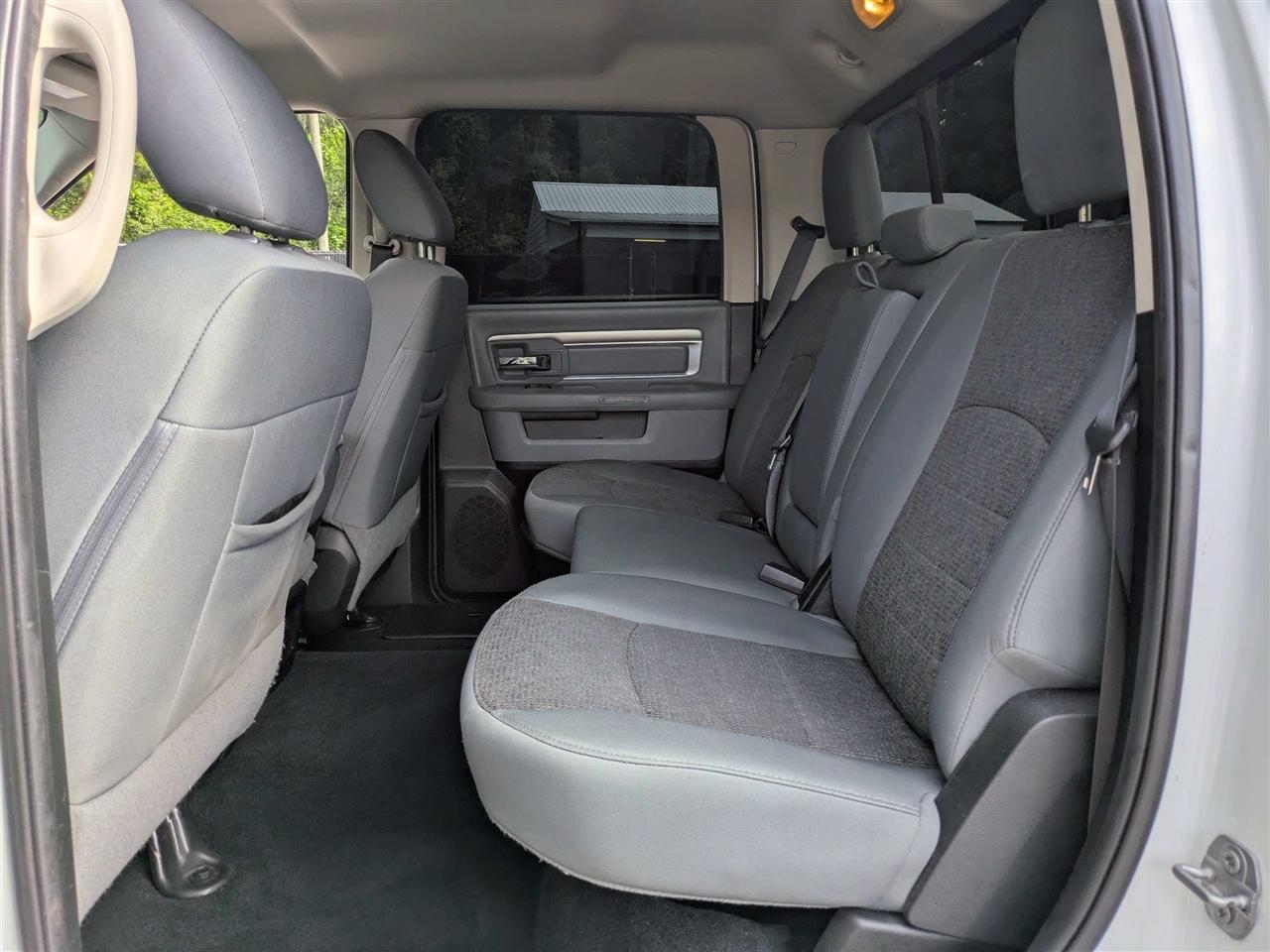 RAM 1500 SLT Crew Cab SWB 2WD 2017