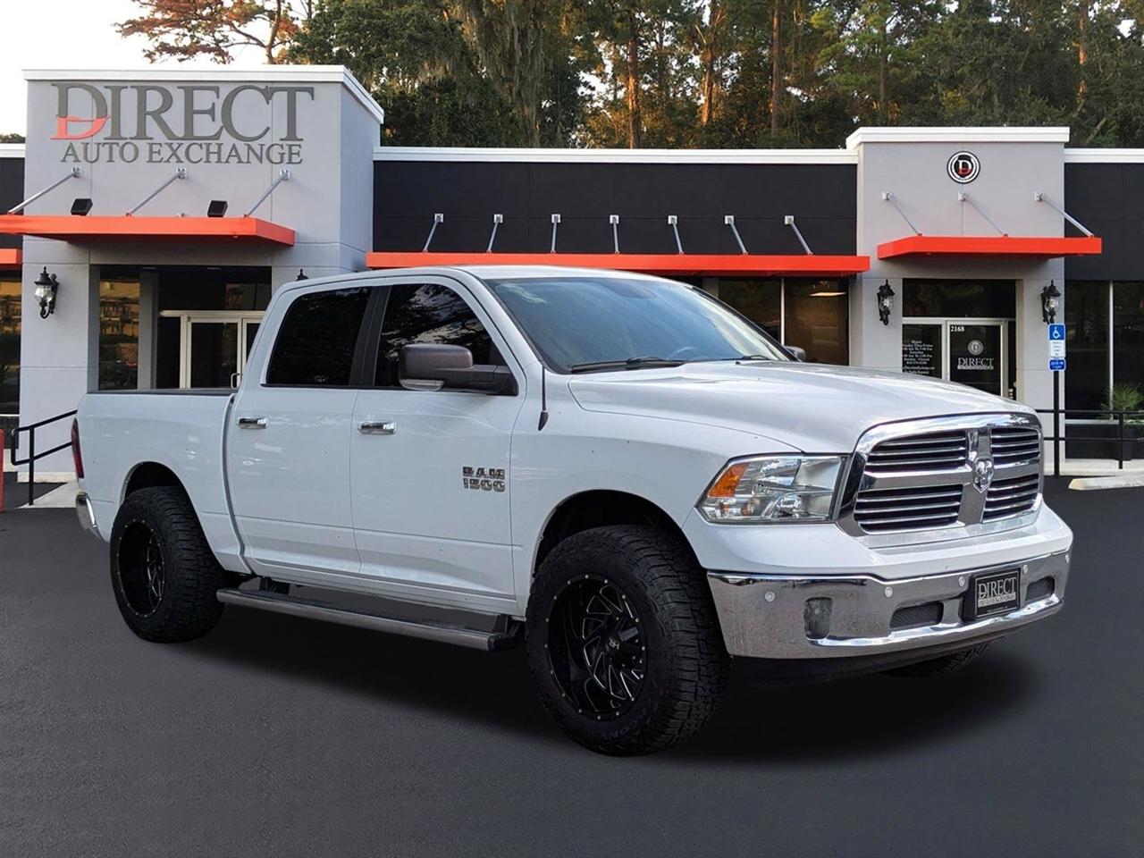 RAM 1500 SLT Crew Cab SWB 2WD 2017