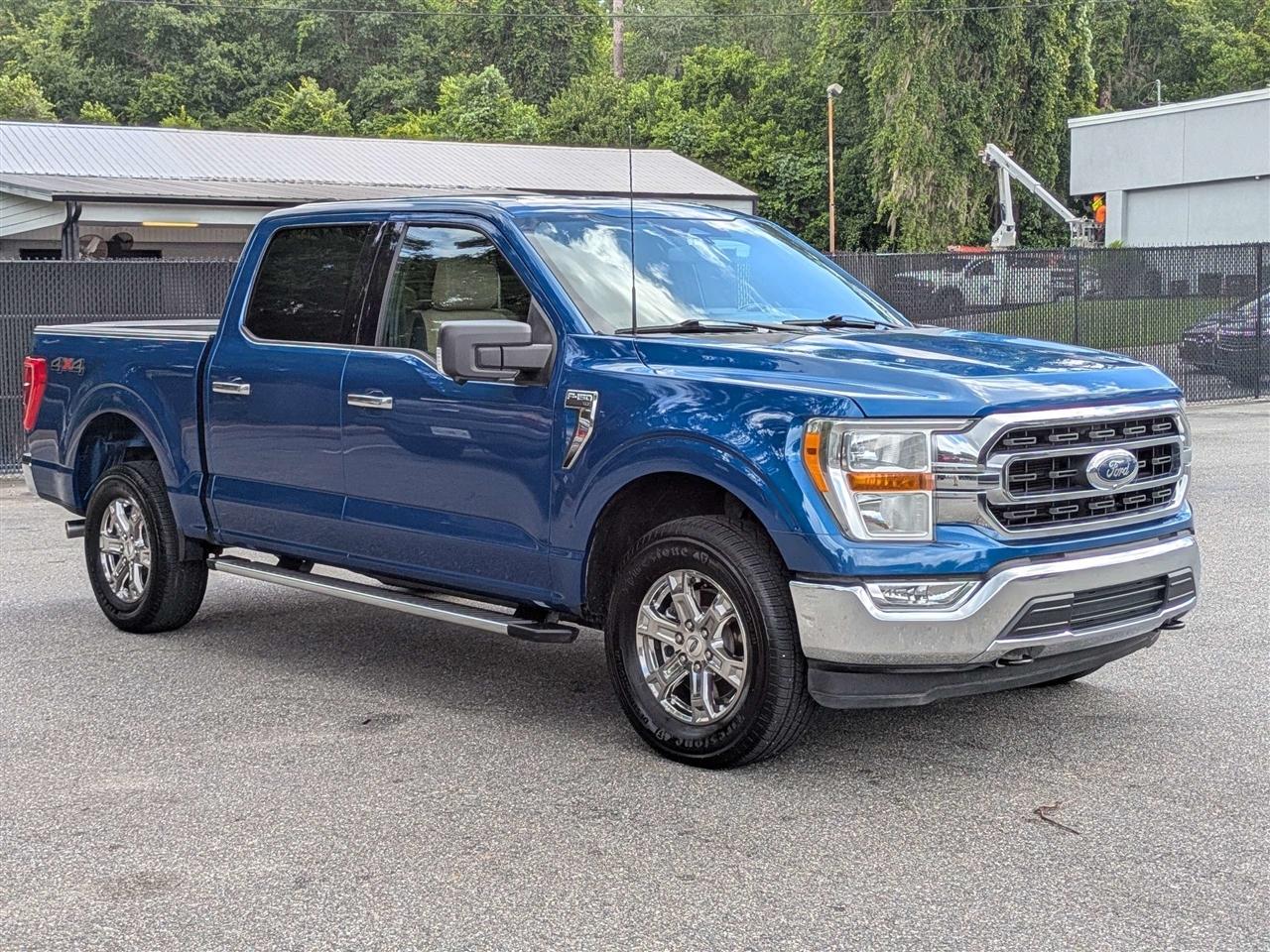 Ford F-150 XLT SuperCrew 5.5-ft. Bed 4WD 2023