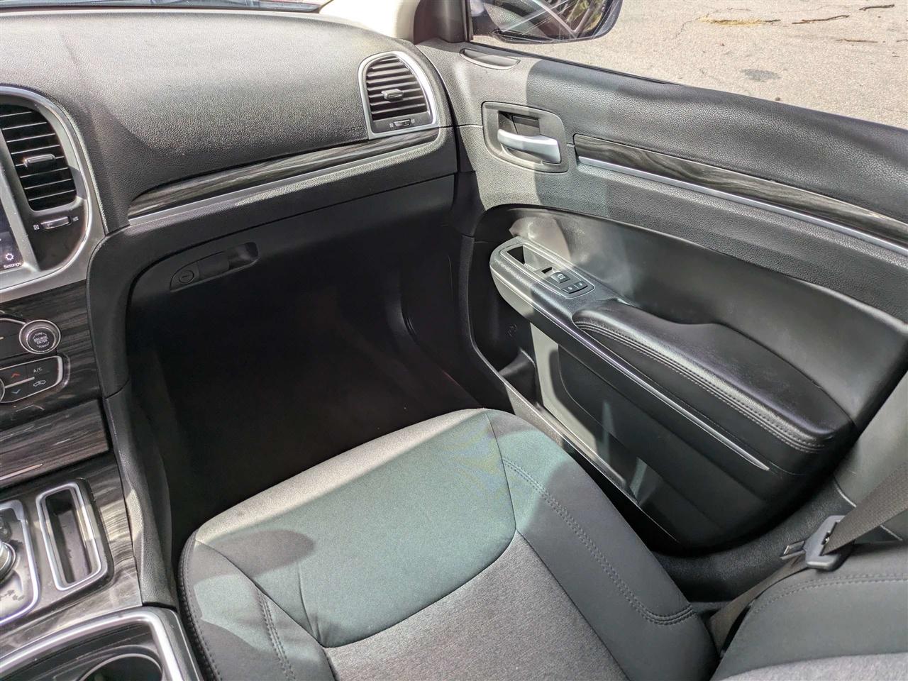 Chrysler 300 Touring 2018