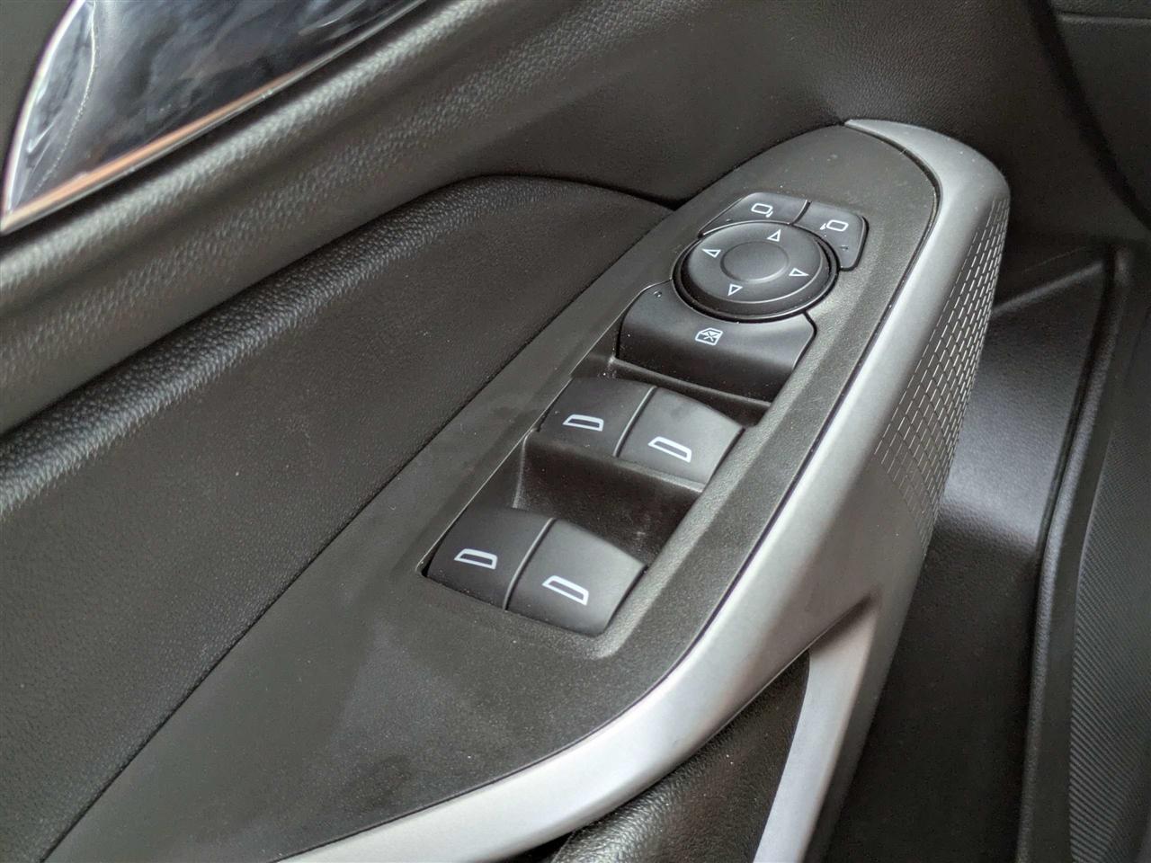 Chevrolet Trax LS 2024