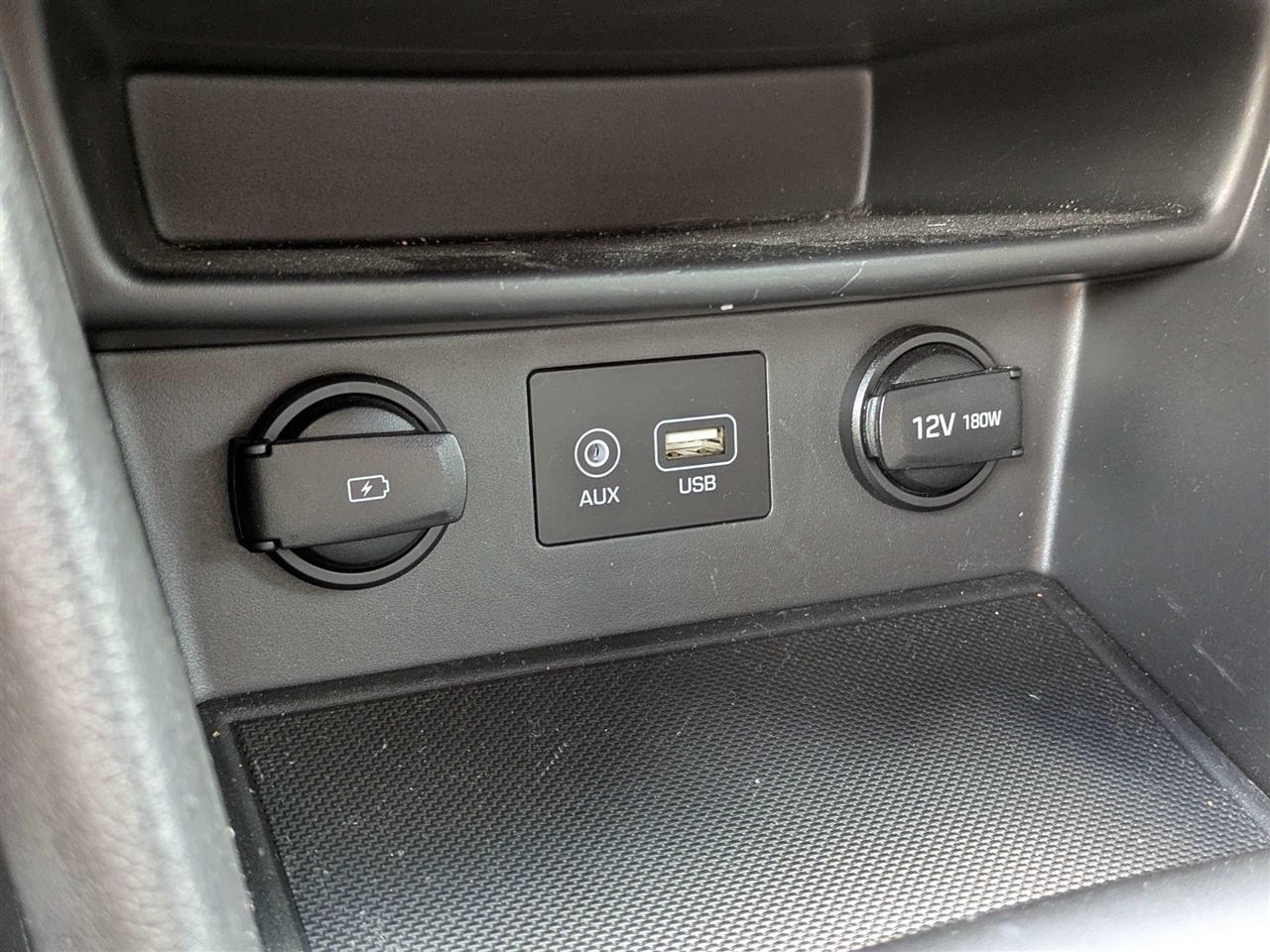 Hyundai Kona SEL w/Contrast Roof AWD 2019
