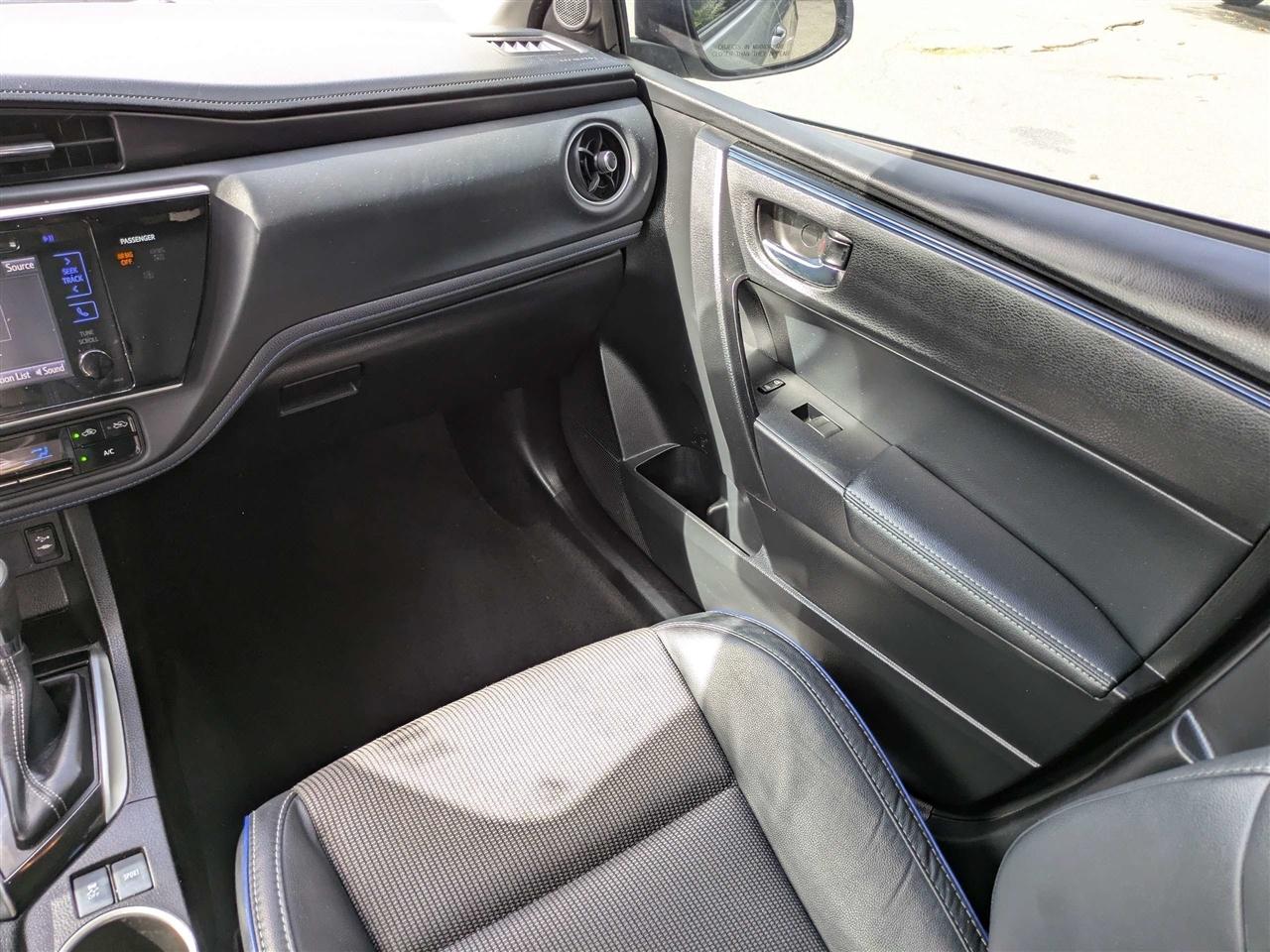 Toyota Corolla SE 6M 2017