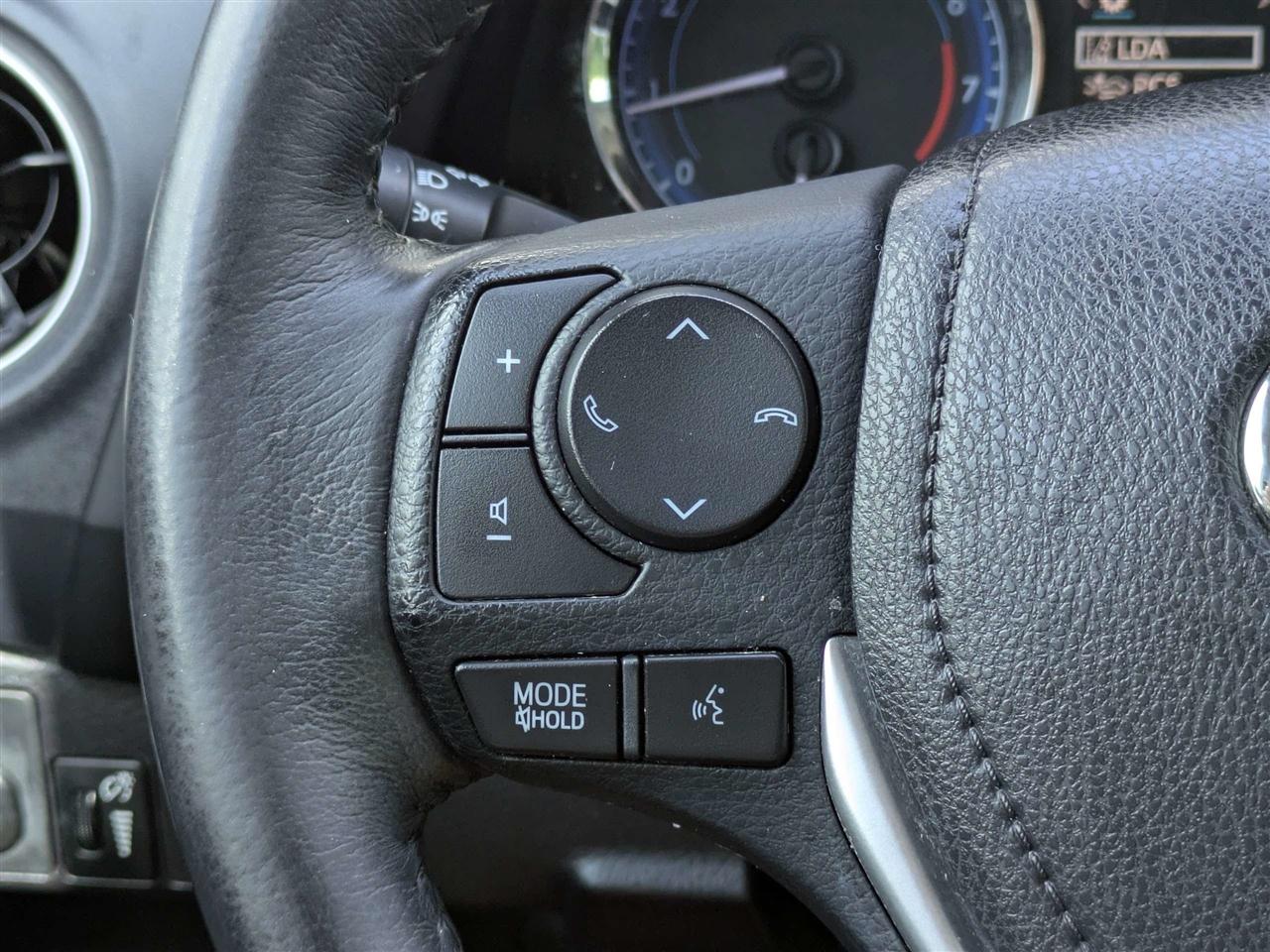 Toyota Corolla SE 6M 2017