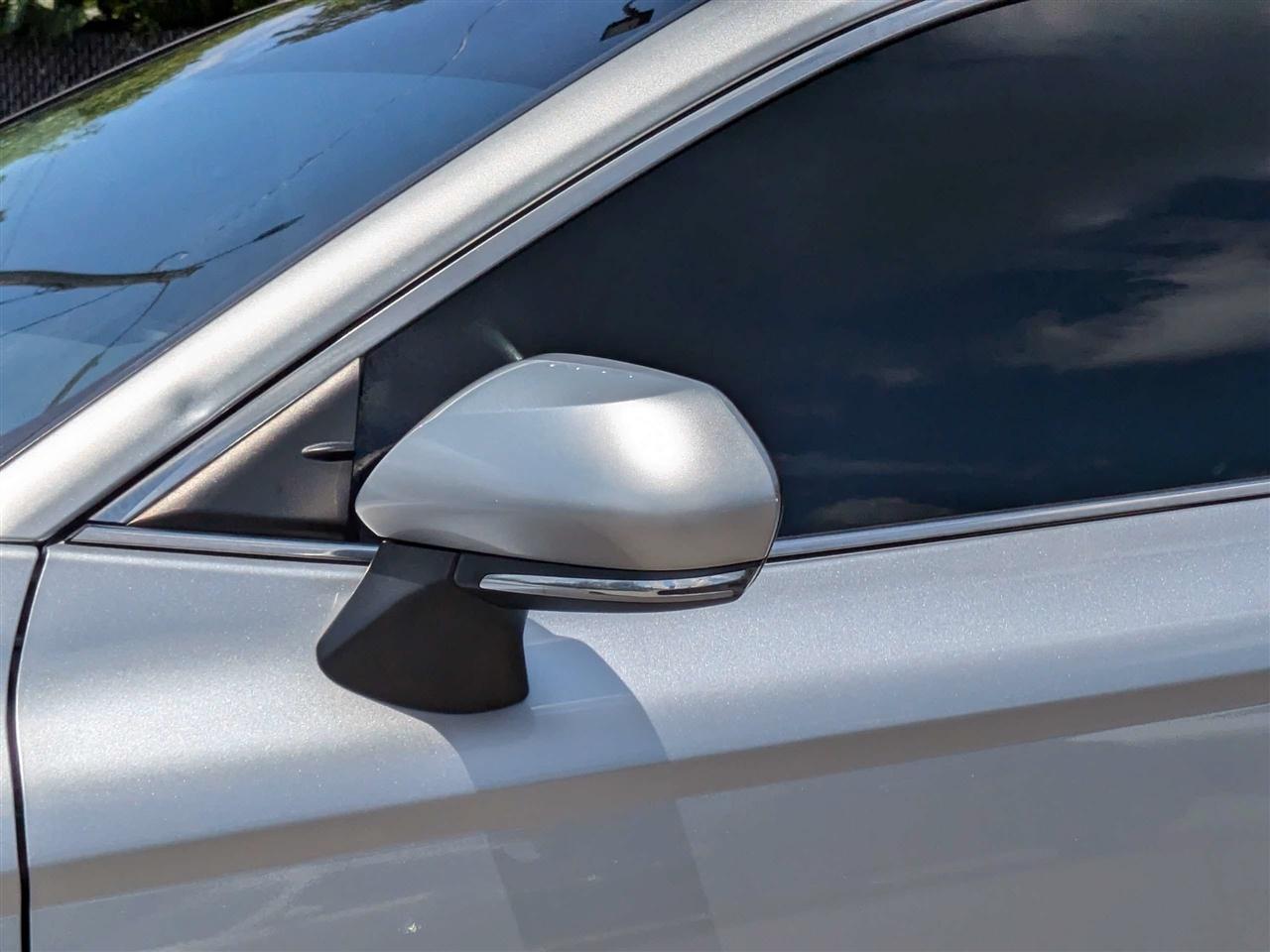 Toyota Camry SE 2022