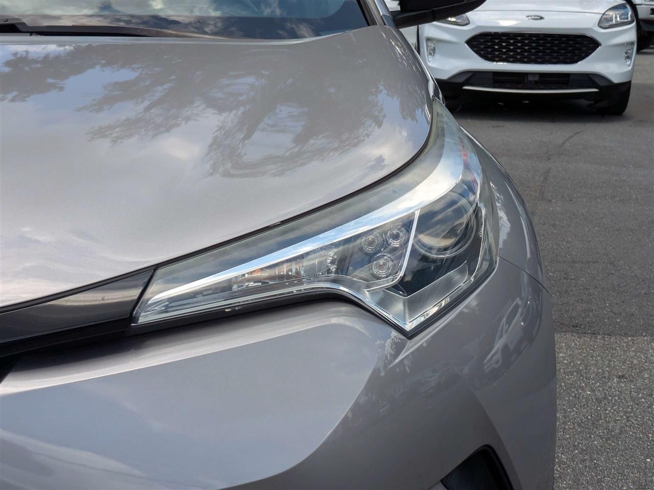 Toyota C-HR LE 2019