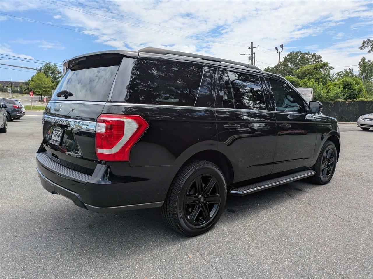 Ford Expedition XLT 2020