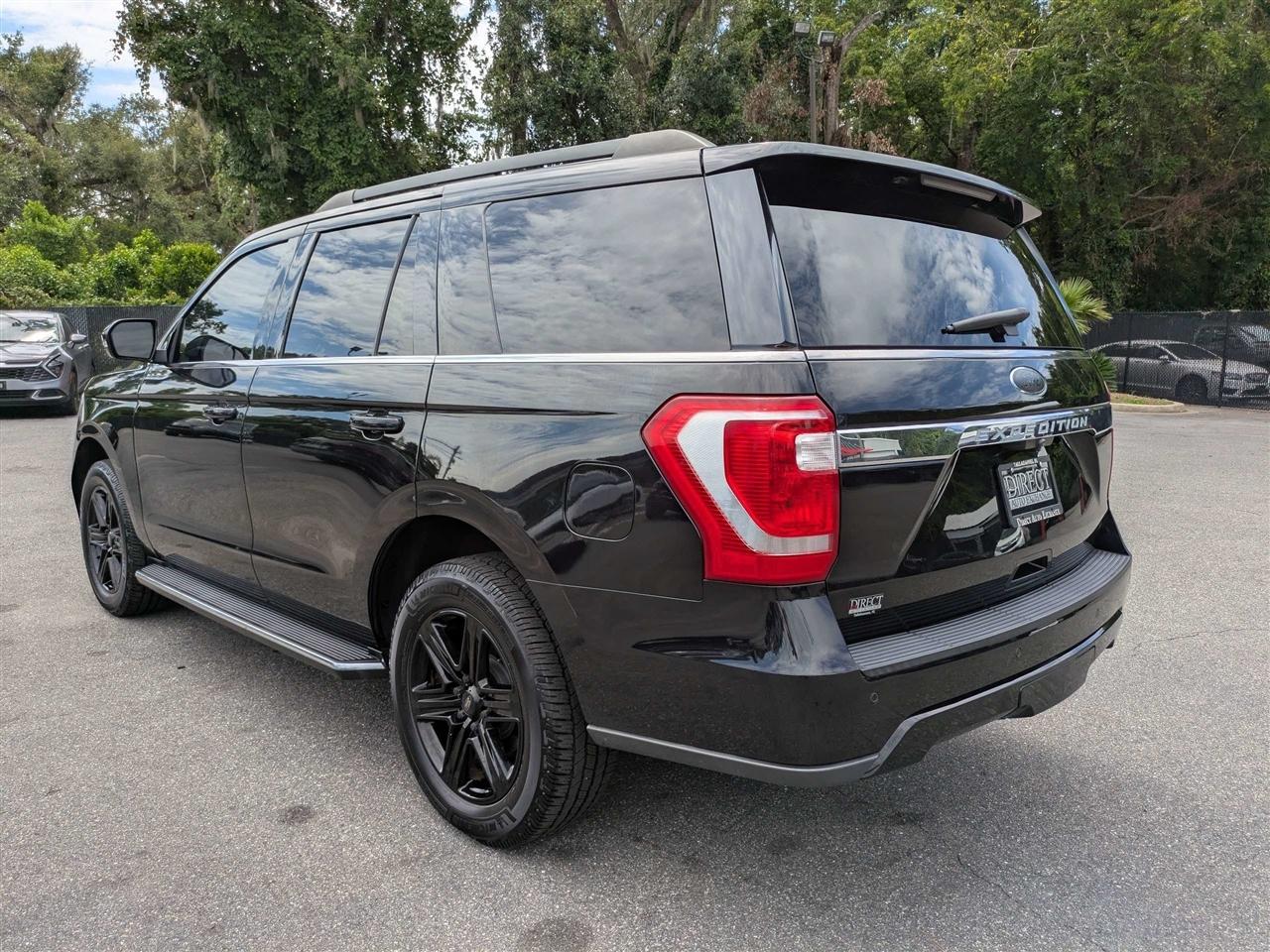 Ford Expedition XLT 2020