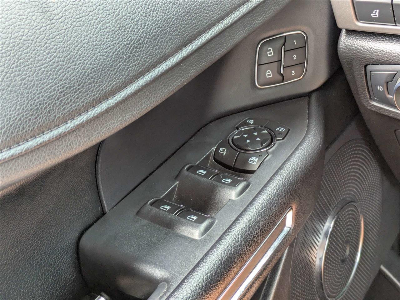 Ford Expedition XLT 2020