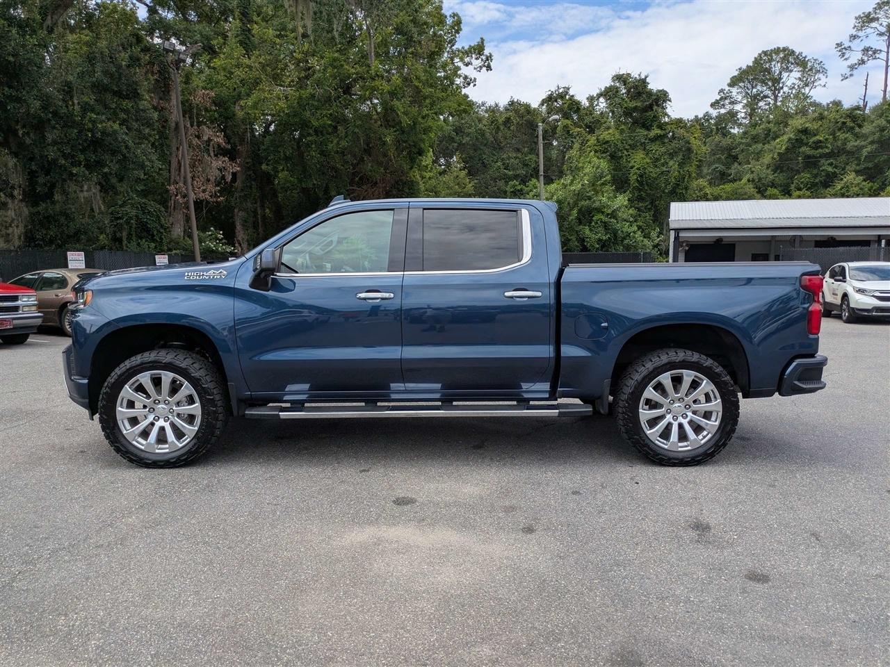 Chevrolet Silverado 1500 Limited High Country Crew Cab 4WD 2022