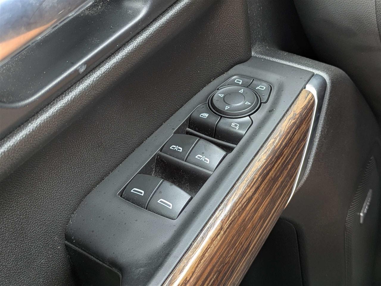 Chevrolet Silverado 1500 Limited High Country Crew Cab 4WD 2022