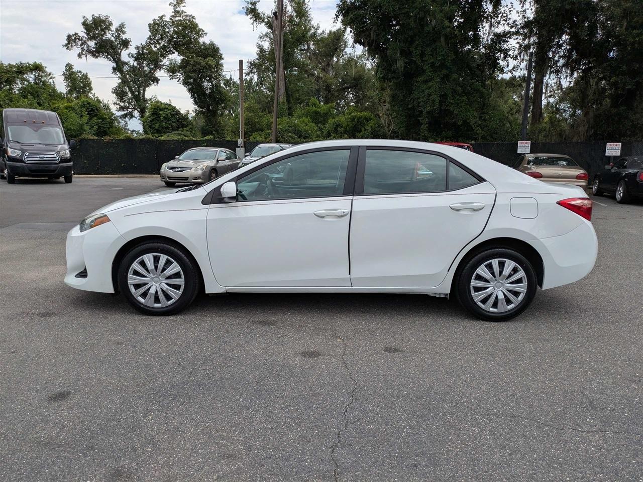 Toyota Corolla LE CVT 2019