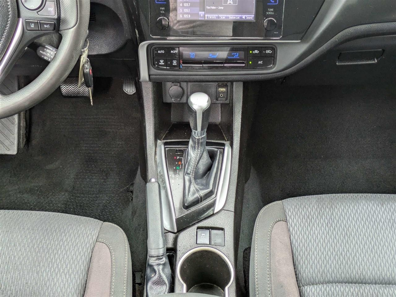 Toyota Corolla LE CVT 2019