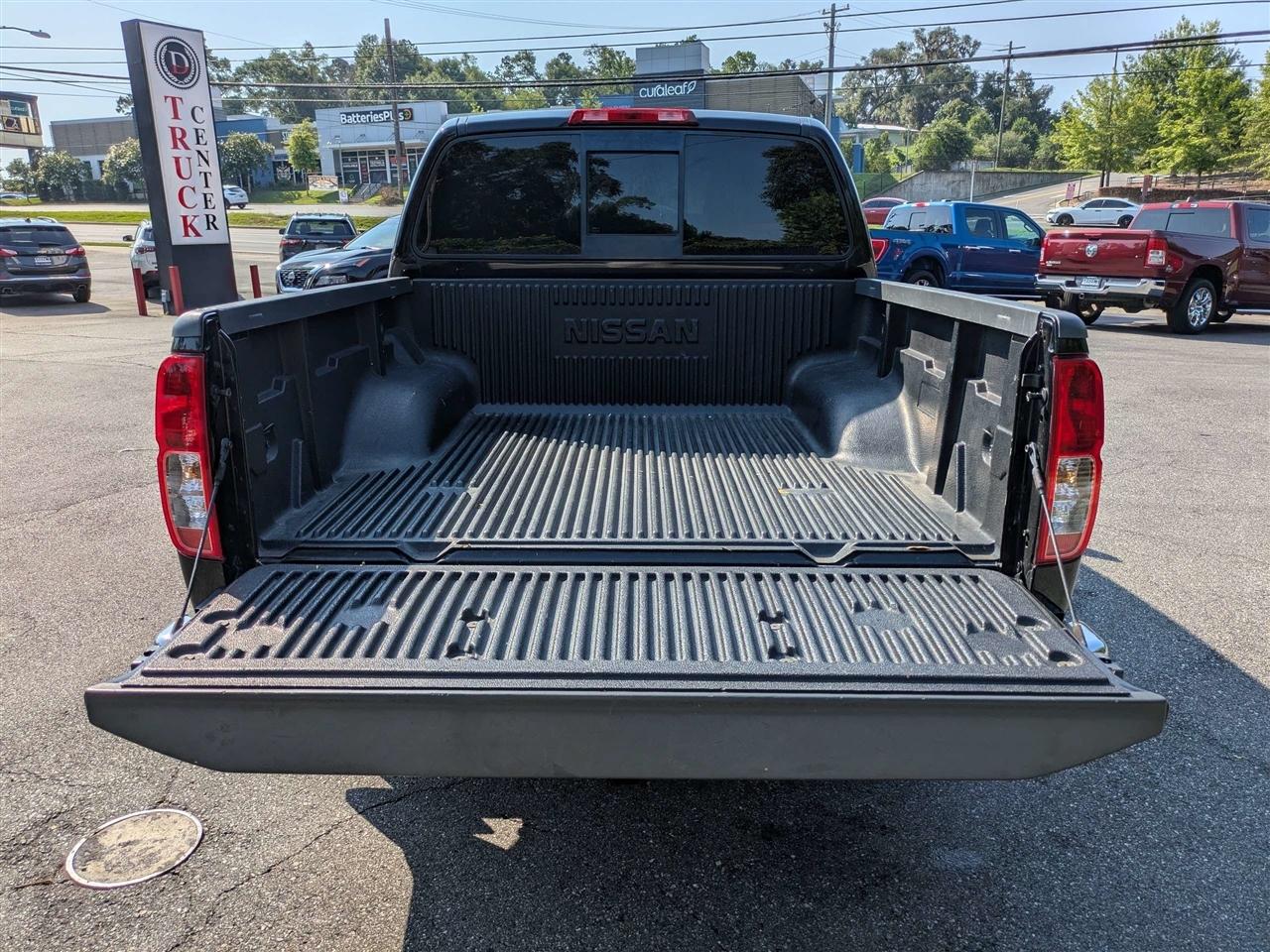 Nissan Frontier S Crew Cab 6MT 2WD 2017