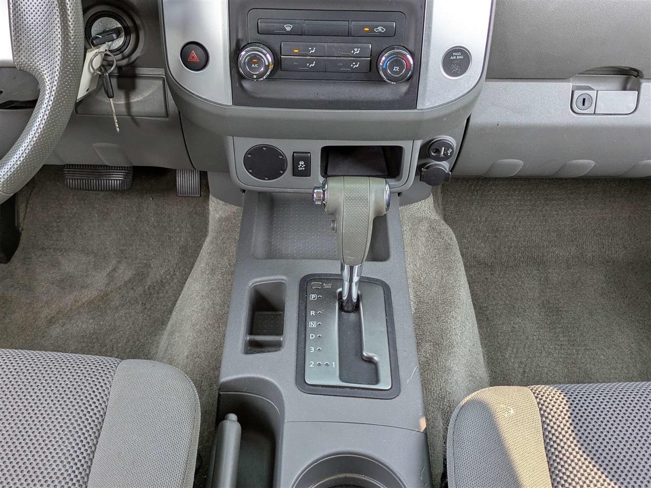 Nissan Frontier S Crew Cab 6MT 2WD 2017