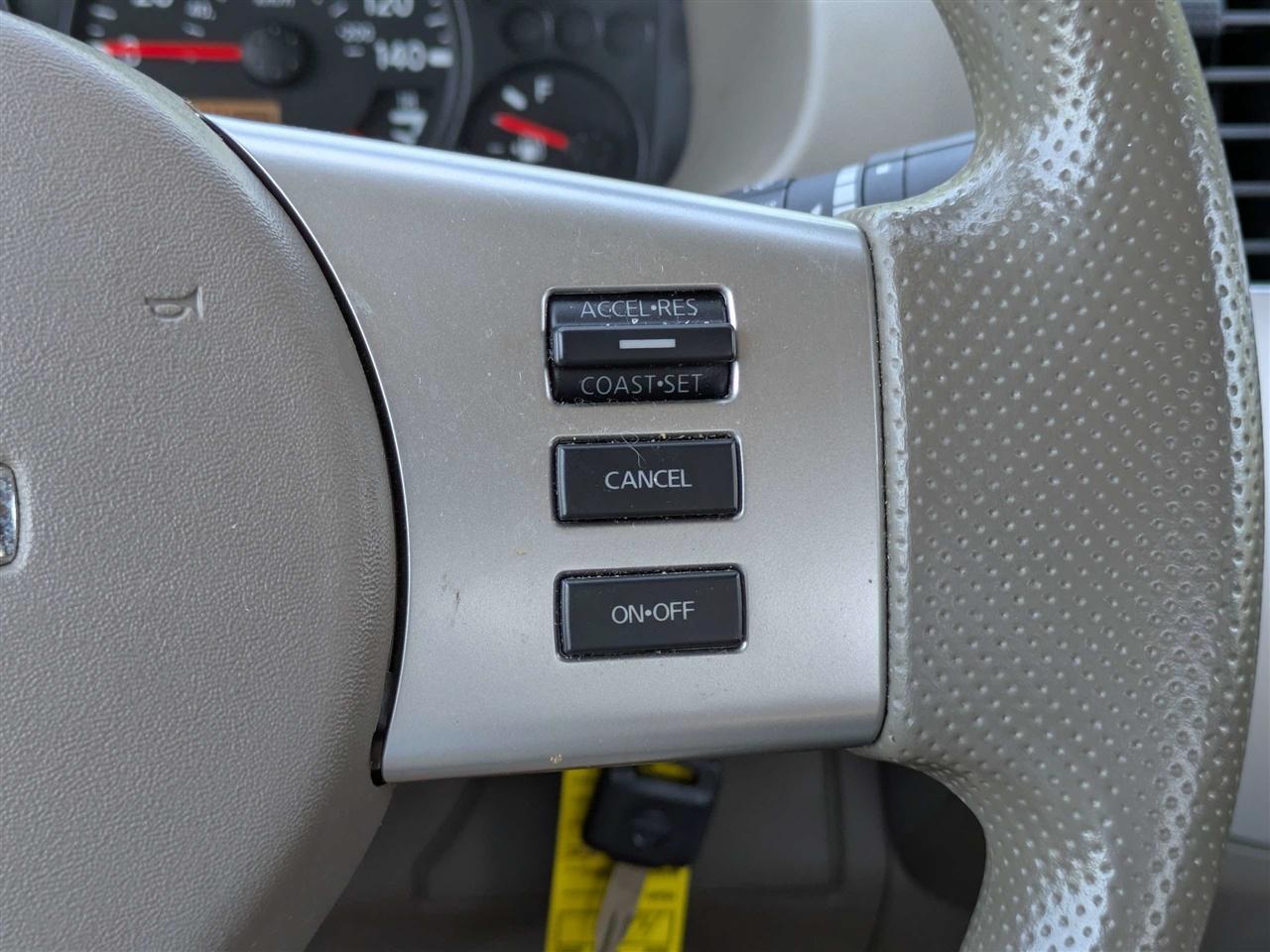 Nissan Frontier SV King Cab I4 5MT 2WD 2017