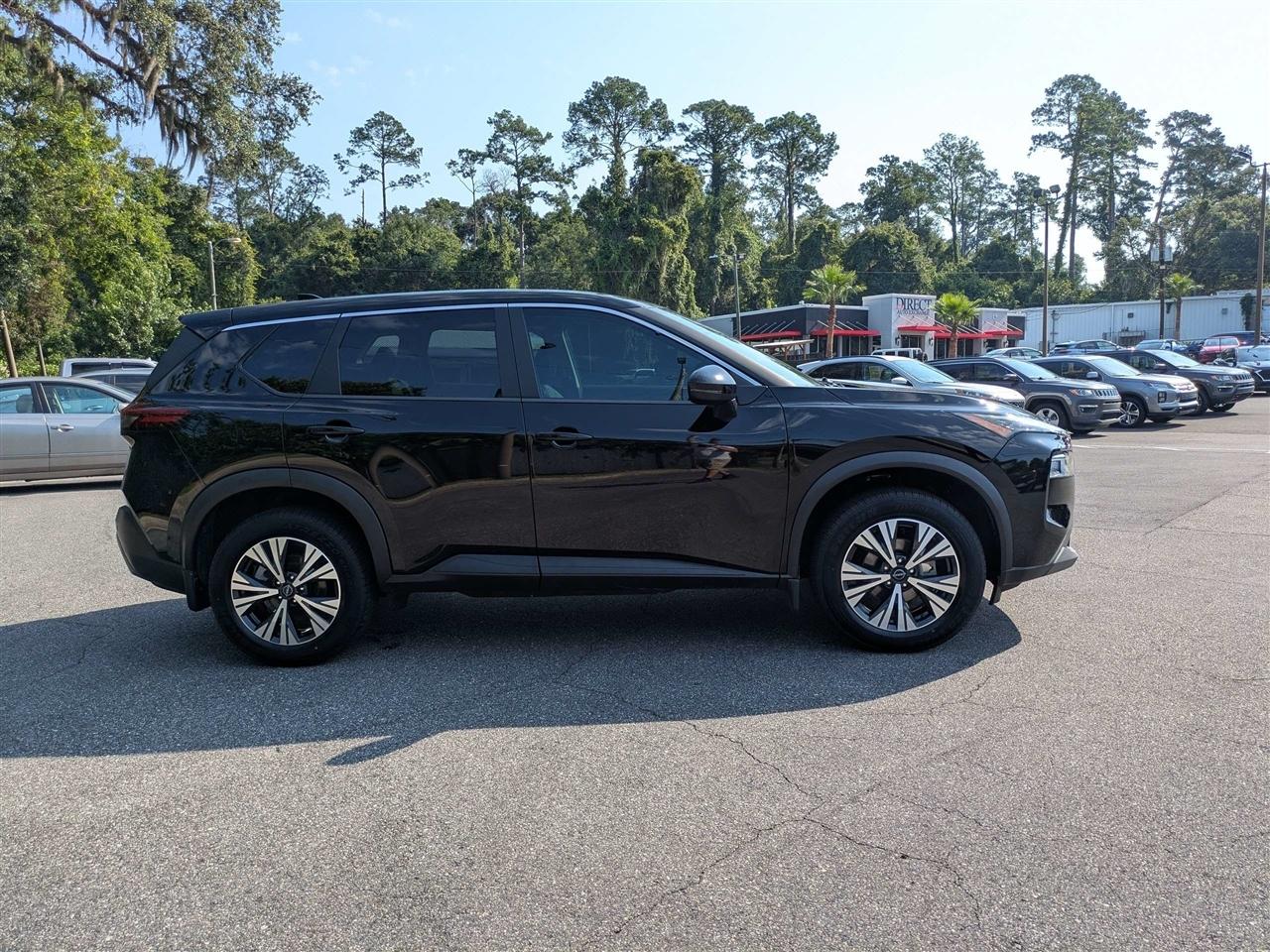 Nissan Rogue SV 2023
