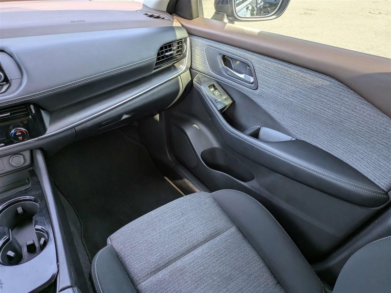 Nissan Rogue SV 2023