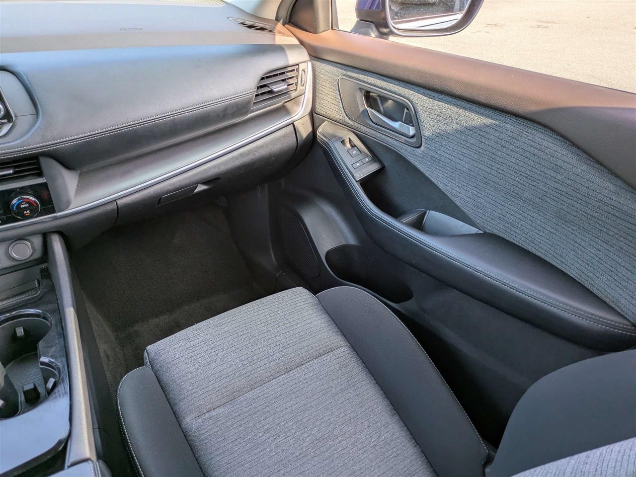 Nissan Rogue SV 2023