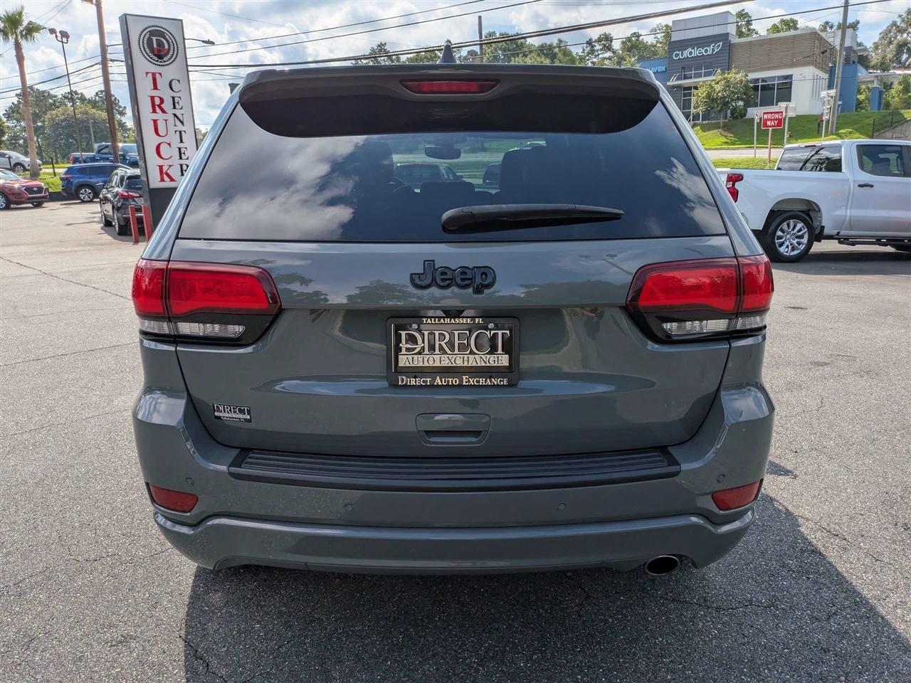 Jeep Grand Cherokee Laredo 2WD 2020