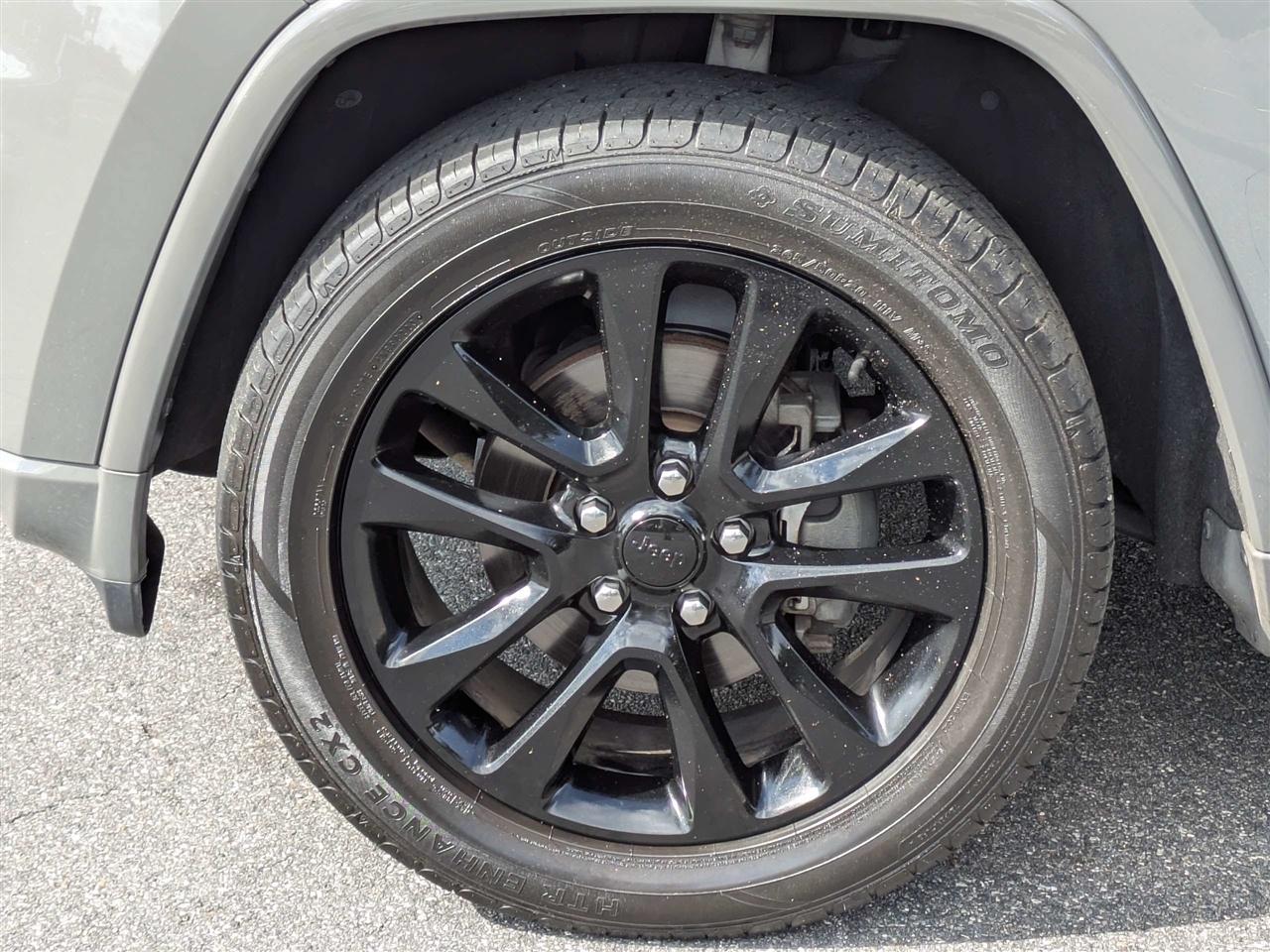 Jeep Grand Cherokee Laredo 2WD 2020