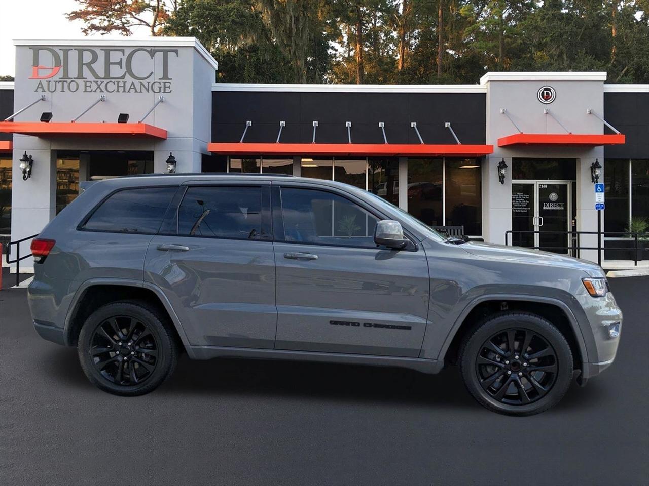 Jeep Grand Cherokee Laredo 2WD 2020