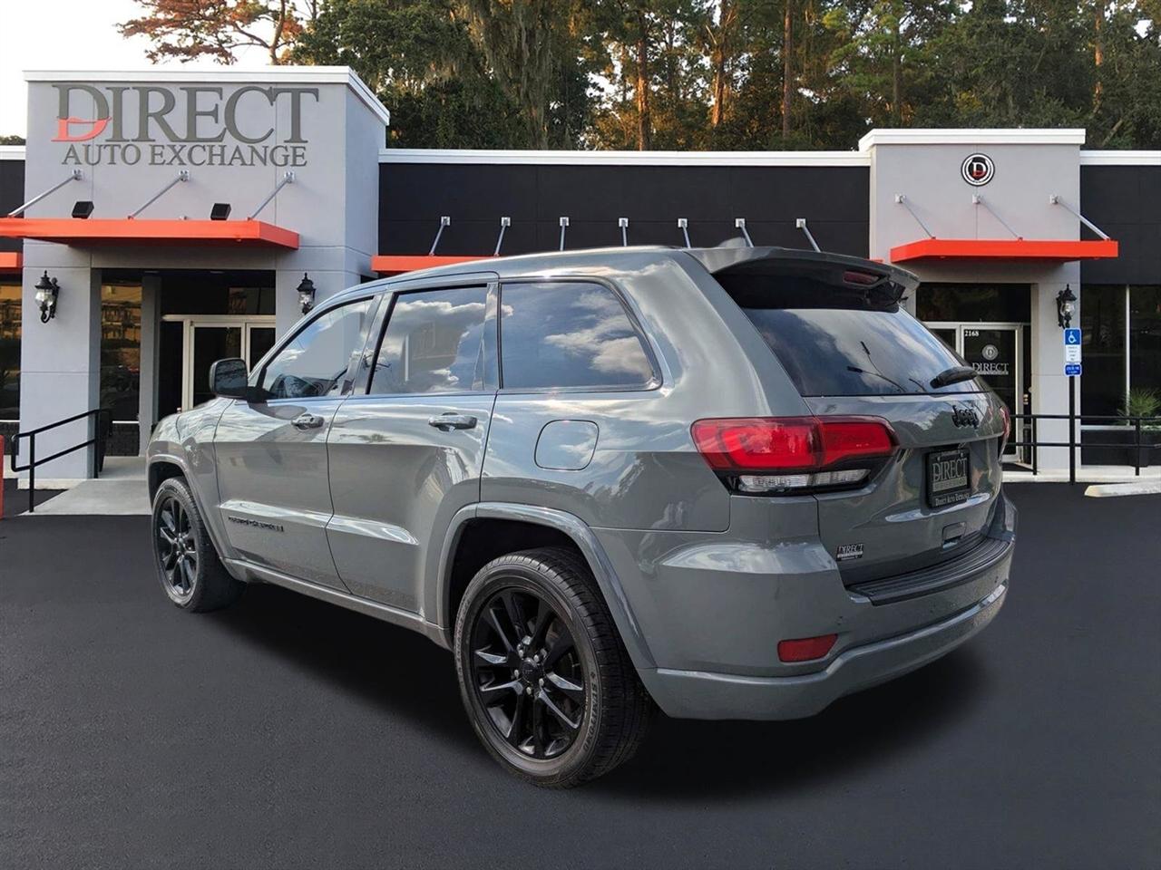 Jeep Grand Cherokee Laredo 2WD 2020