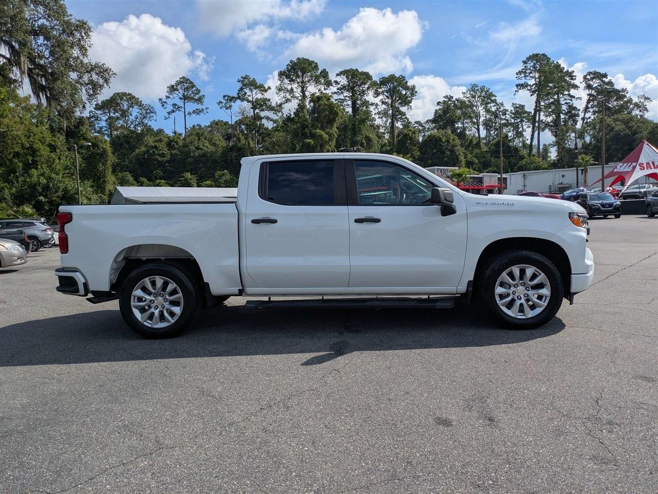 Chevrolet Silverado 1500 Custom Crew Cab 2WD 2022
