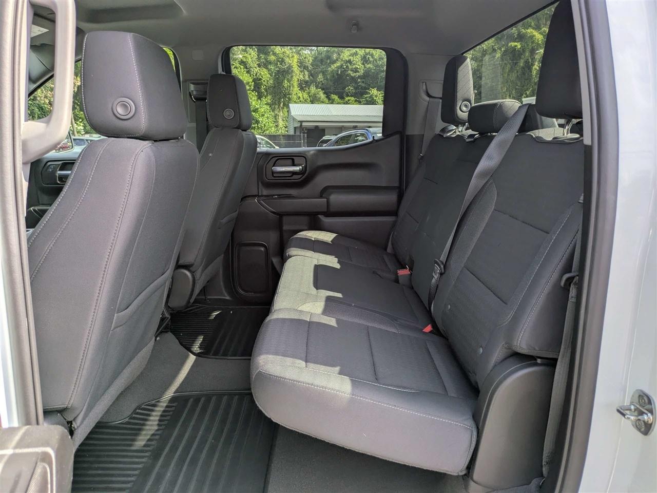 Chevrolet Silverado 1500 Custom Crew Cab 2WD 2022