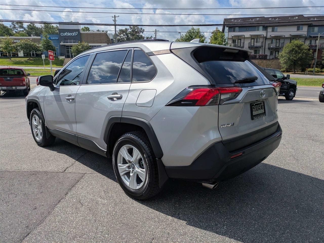 Toyota RAV4 XLE 2019