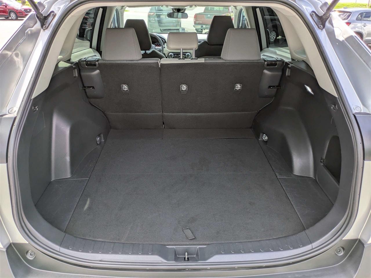 Toyota RAV4 XLE 2019