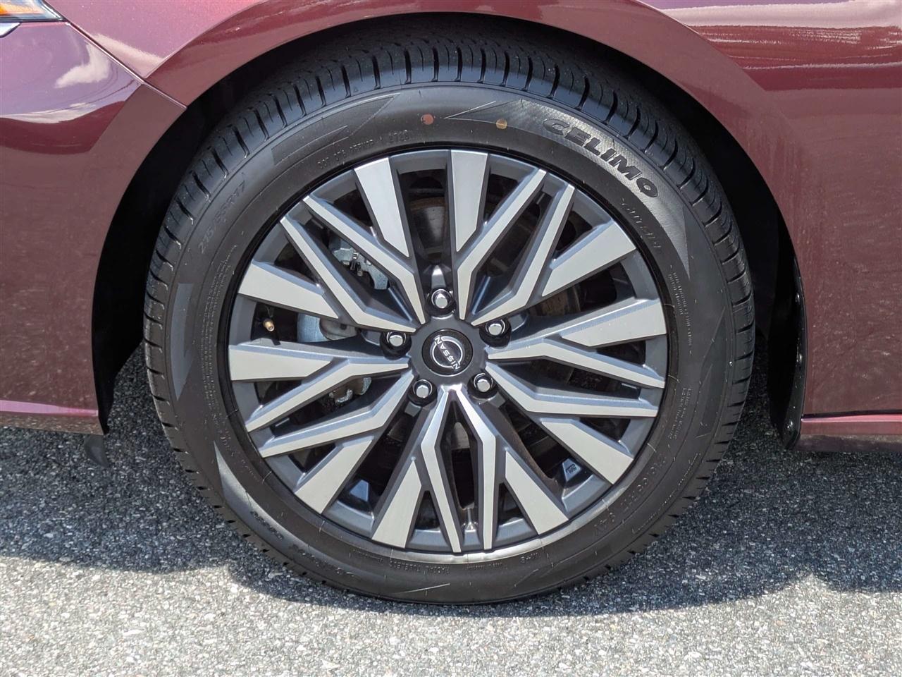 Nissan Altima 2.5 SV 2024