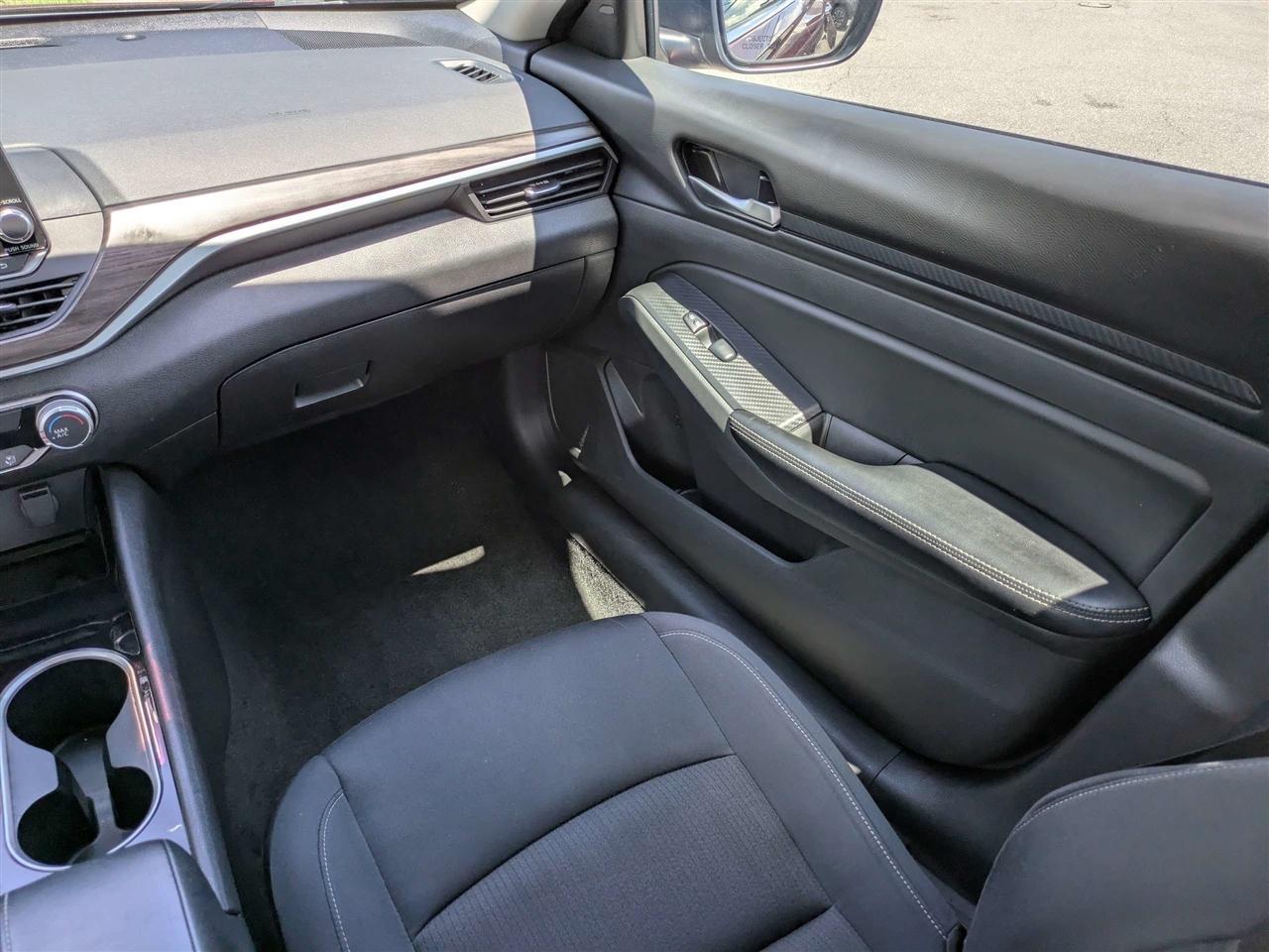 Nissan Altima 2.5 SV 2024