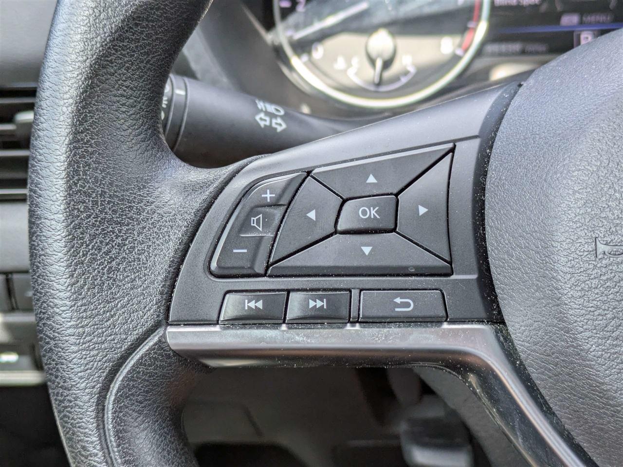 Nissan Sentra SV 2025