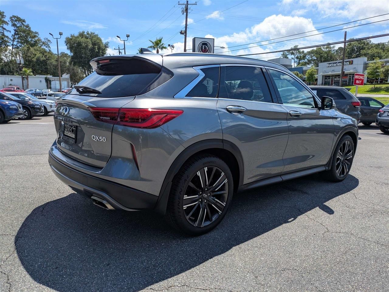 Infiniti QX50 LUXE 2021