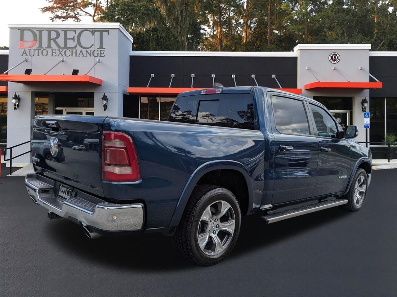 RAM 1500 Laramie Crew Cab SWB 2WD 2022