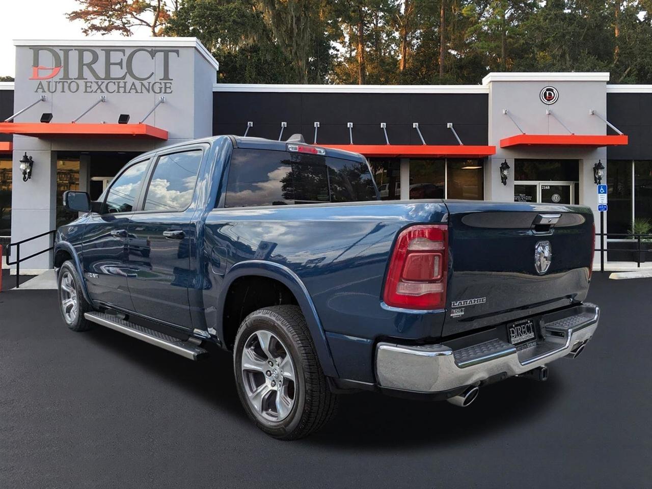 RAM 1500 Laramie Crew Cab SWB 2WD 2022