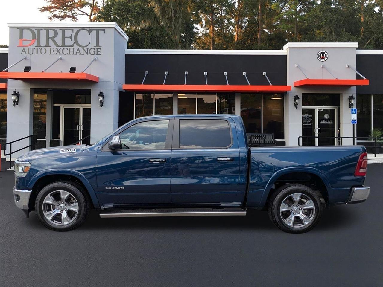 RAM 1500 Laramie Crew Cab SWB 2WD 2022