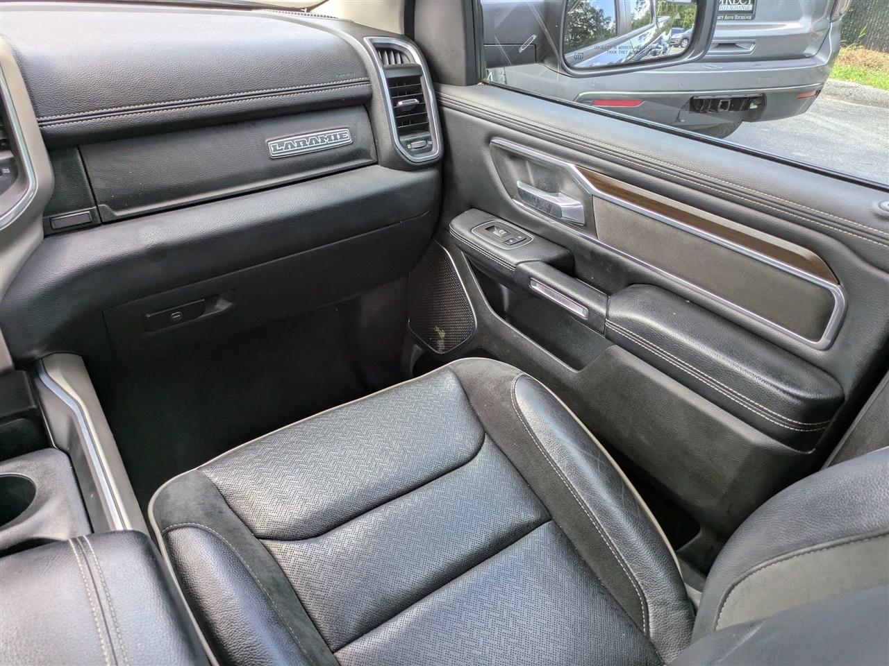 RAM 1500 Laramie Crew Cab SWB 2WD 2022