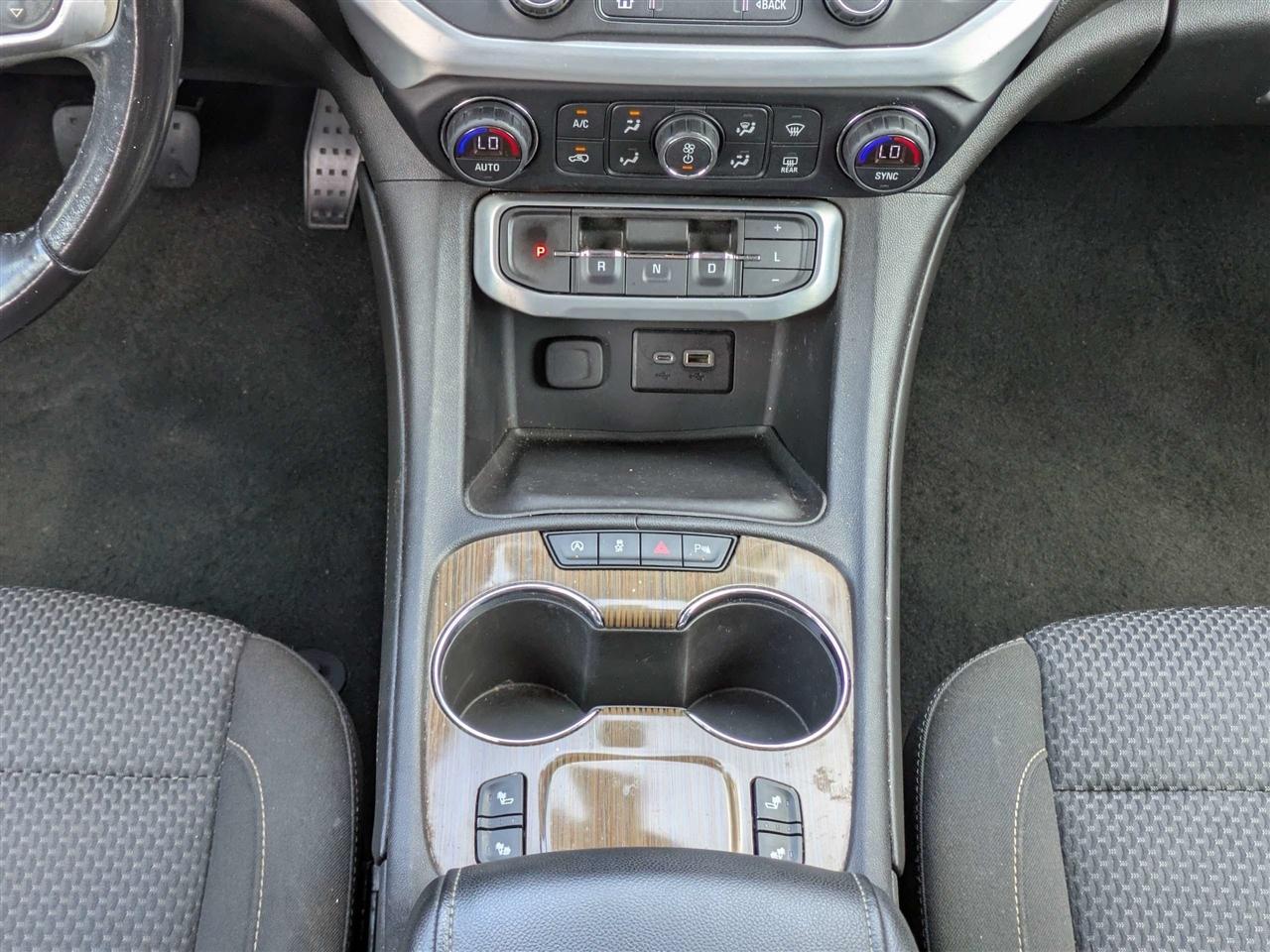 GMC Acadia SLE-1 FWD 2020