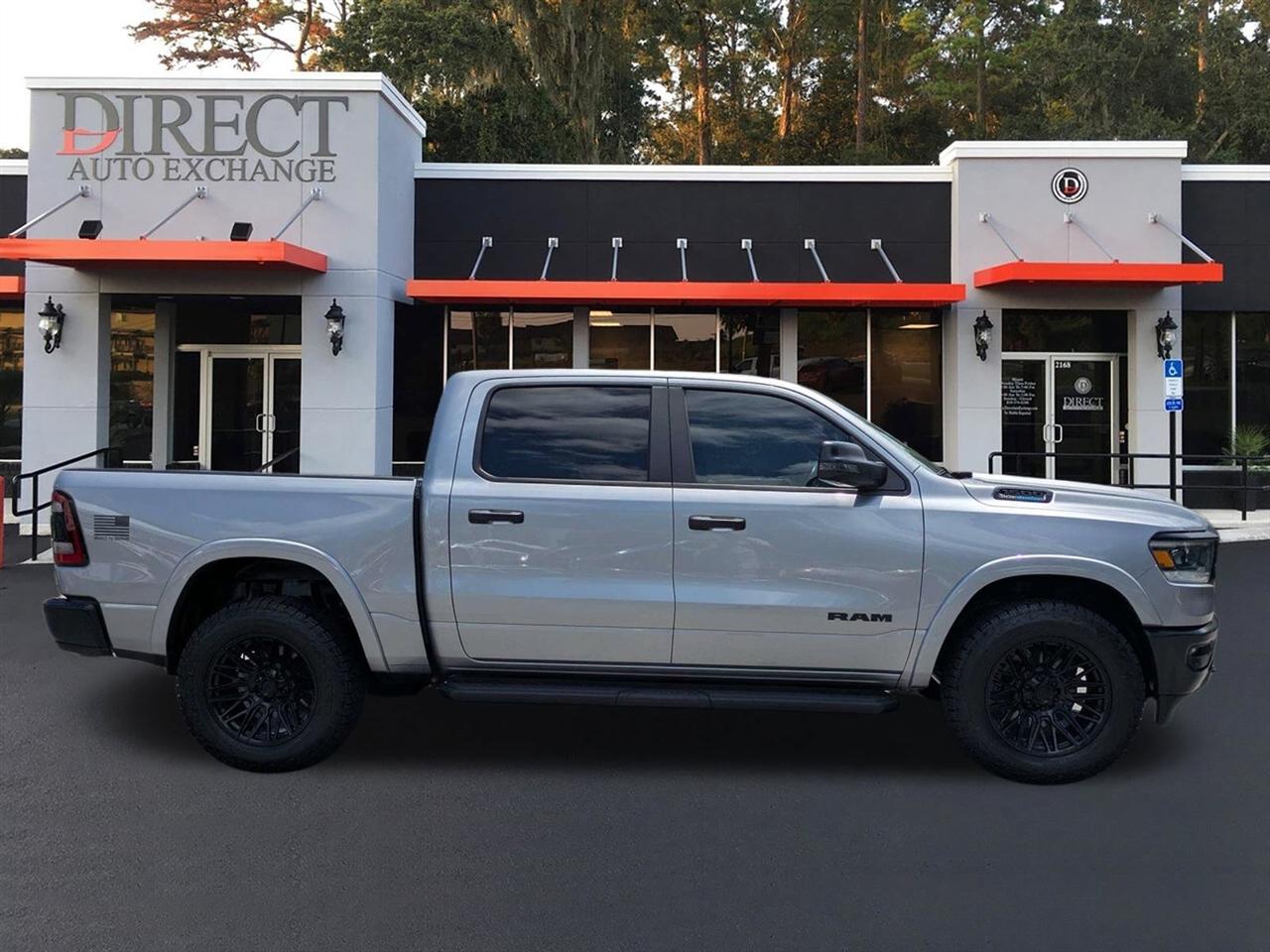 RAM 1500 Big Horn Crew Cab SWB 4WD 2024