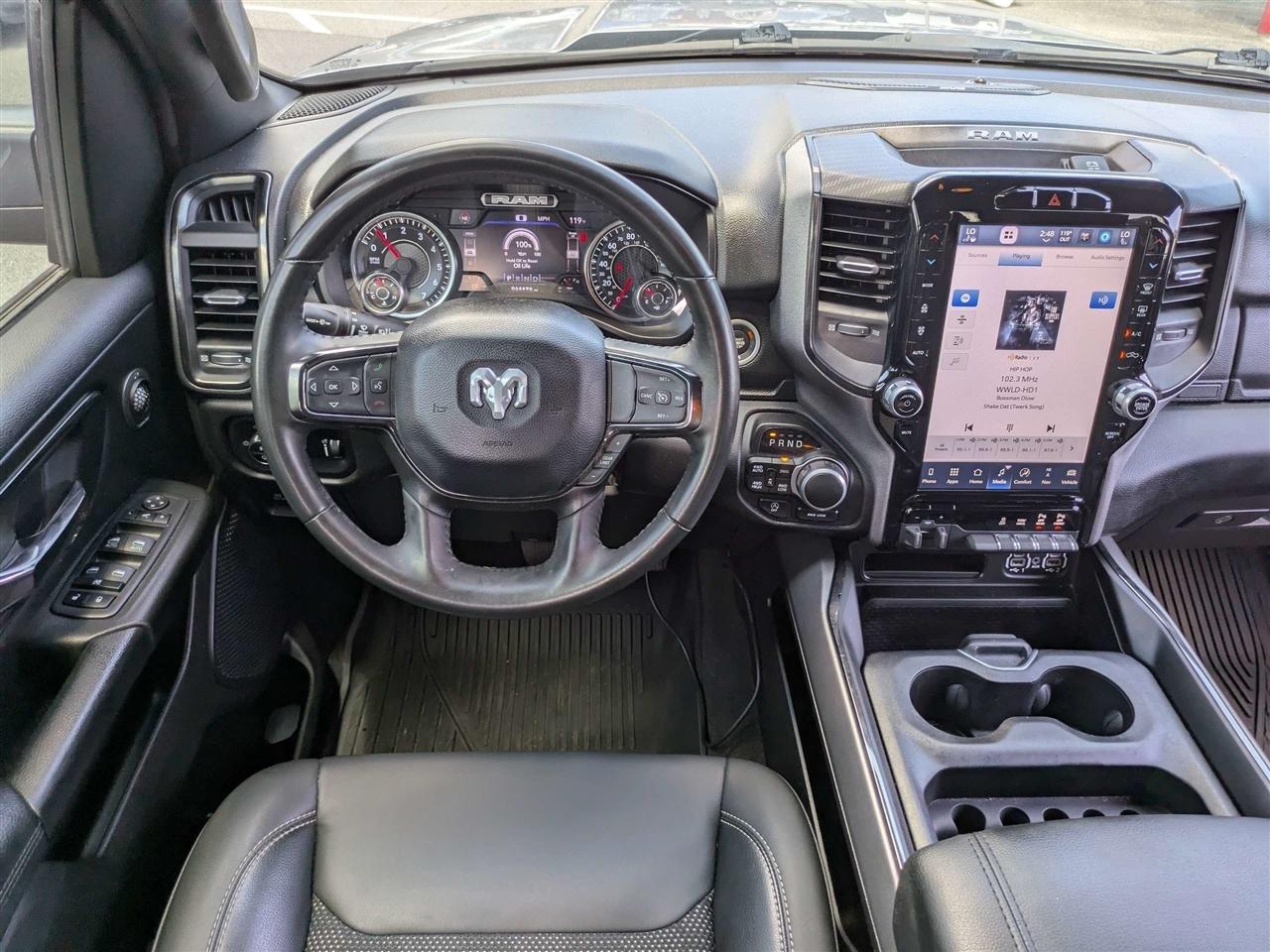 RAM 1500 Big Horn Crew Cab SWB 4WD 2024