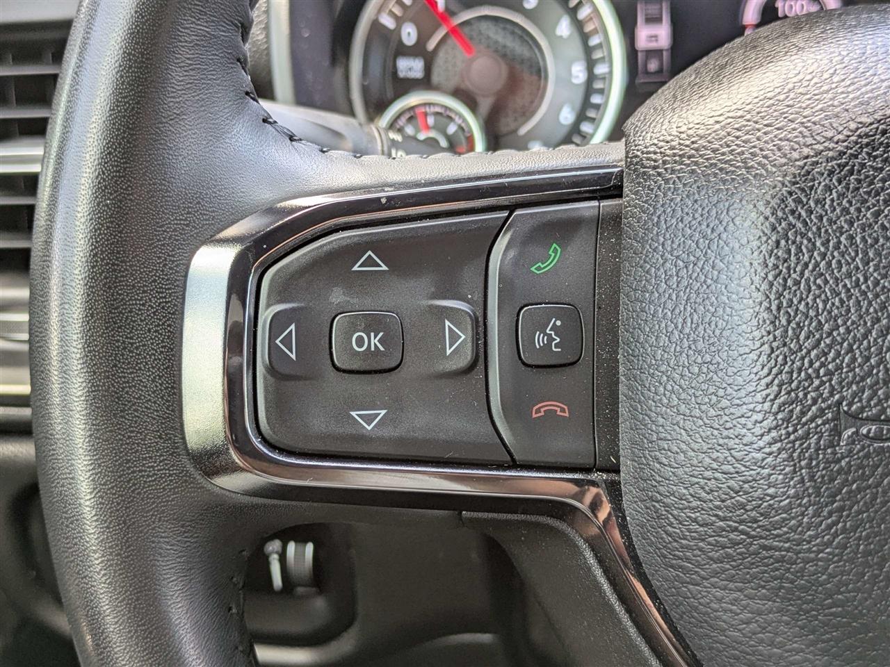 RAM 1500 Big Horn Crew Cab SWB 4WD 2024