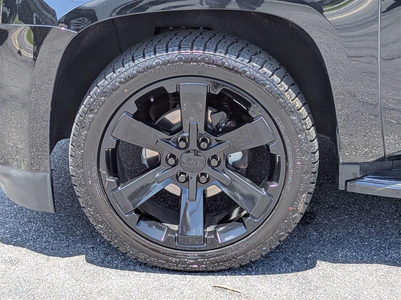 GMC Yukon SLT 2WD 2020
