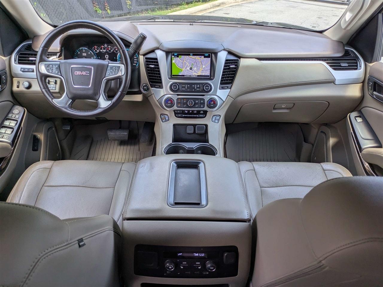 GMC Yukon SLT 2WD 2020